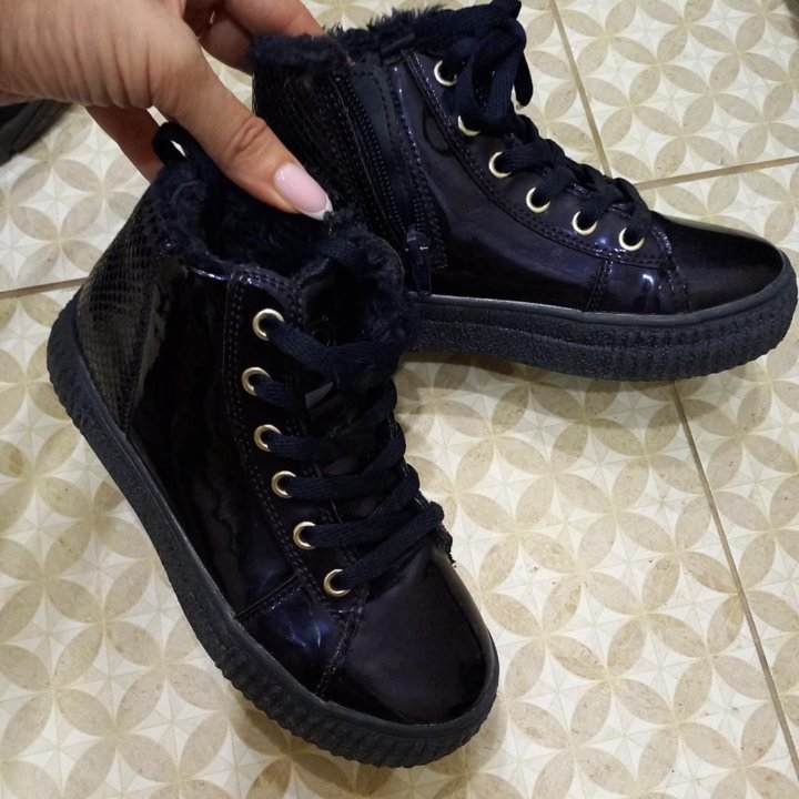 Демисезонные ботинки