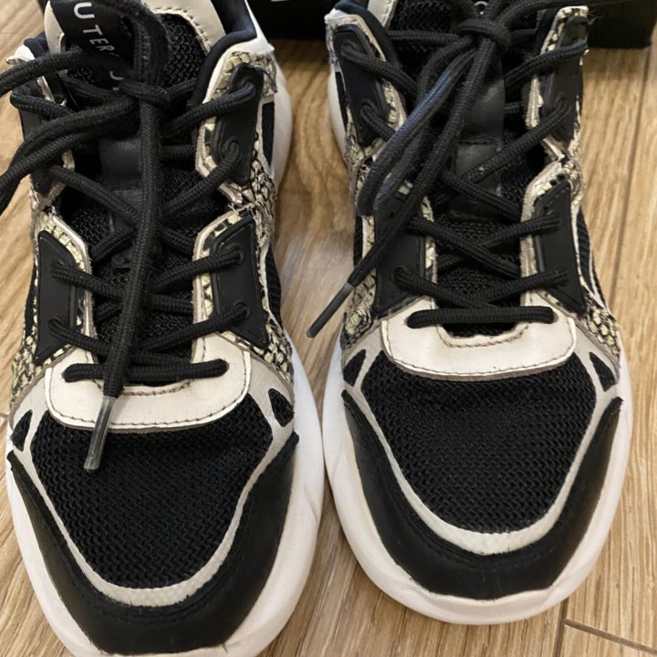 Кроссовки Uterque