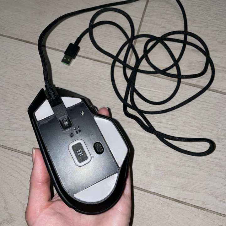 Мышь RAZER Basilisk V2