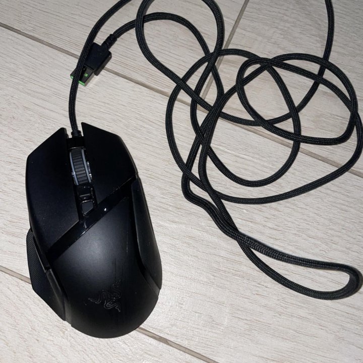 Мышь RAZER Basilisk V2