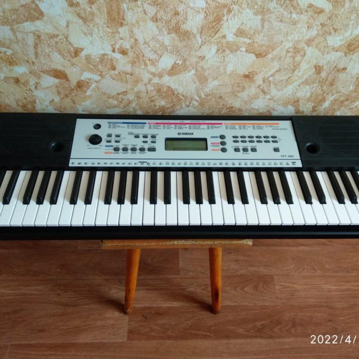 Синтезатор Yamaha YPT-260