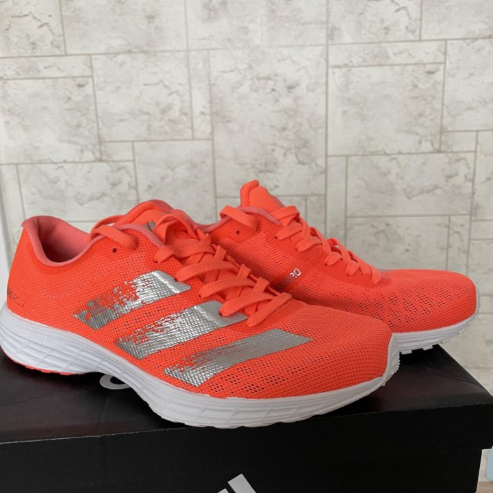 Кроссовки adidas