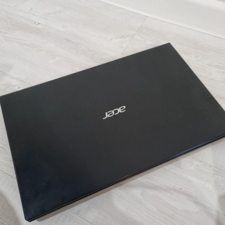Ноутбук Acer Aspire v3-772g