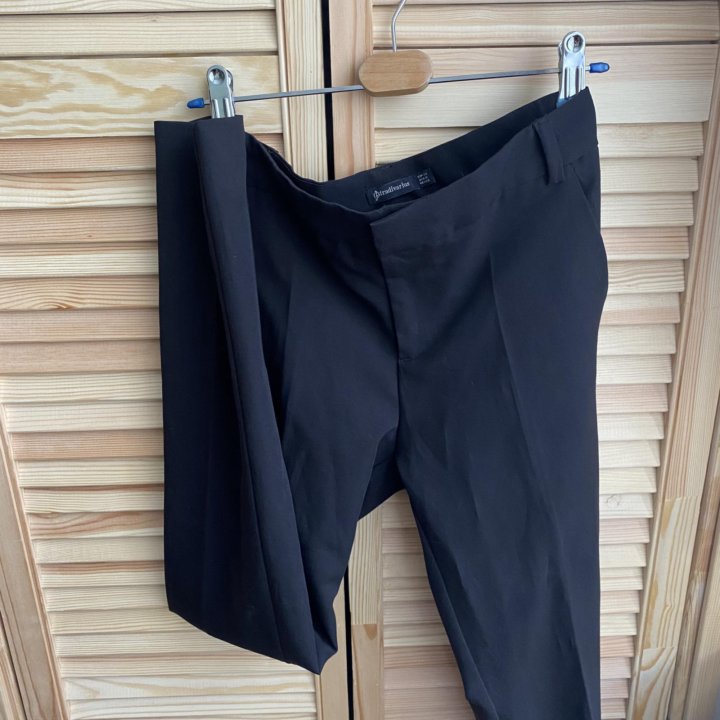 Брюки Stradivarius