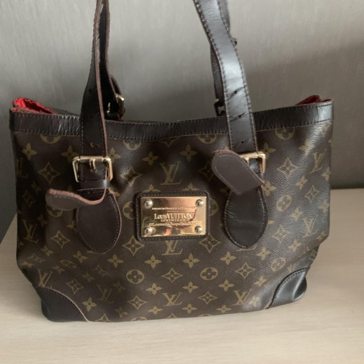 Сумка Louis Vuitton