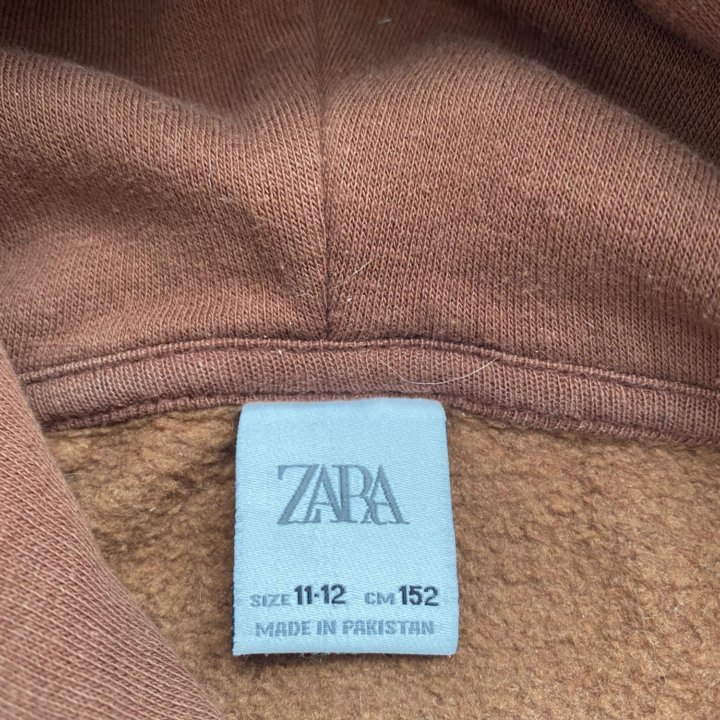 Спортивный костюм Zara на рост 140-152