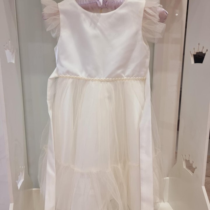 Платье белое новое нарядное р. 116 , 122