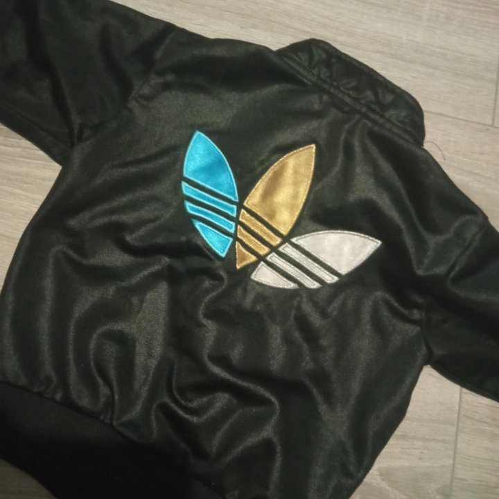 Толстовка adidas