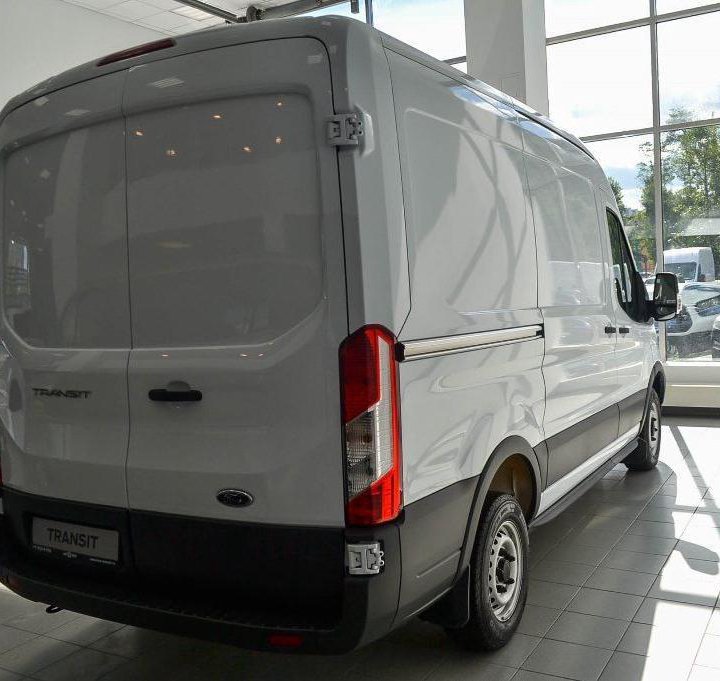 Фургон Ford Transit 2.2 TDCi FWD MT (125 л.с.)