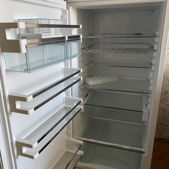 Встраиваемый холодильник Liebherr IK 2360 Premium