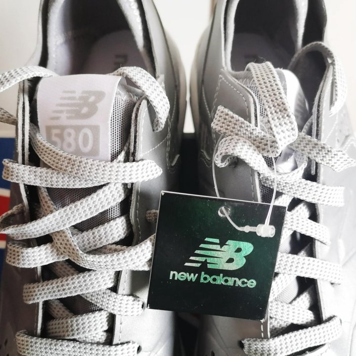 Новые New balance 580 светоотражающие