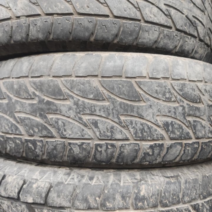 Bridgestone dueler a/T 205/70/15 пара