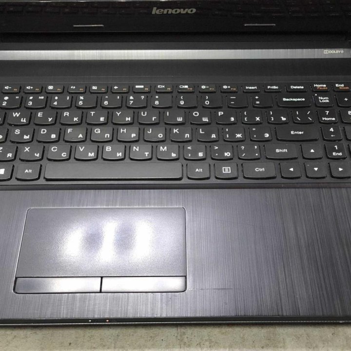 Lenovo/i3 4005U/8GB/AMD 8500M/1000GB/15.6