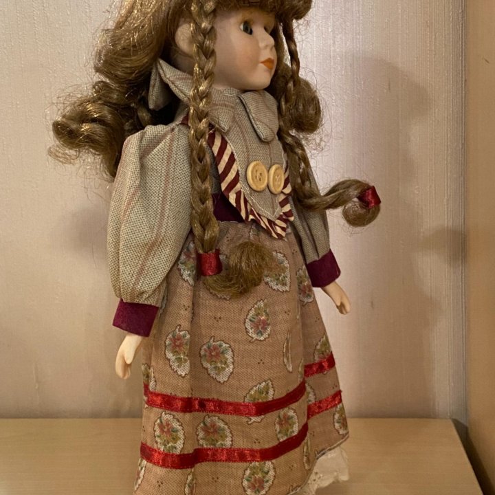 Фарфоровая кукла. Винтаж. 30 см