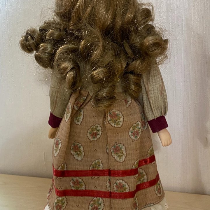 Фарфоровая кукла. Винтаж. 30 см