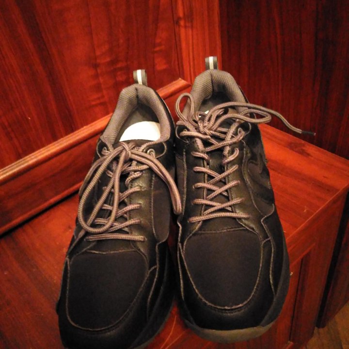 Женская обувь