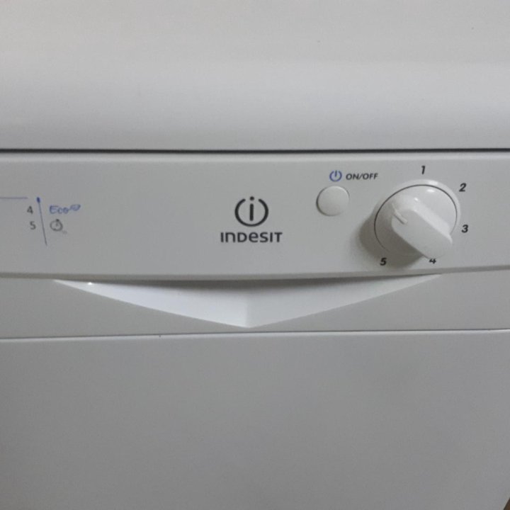 Посудомоечная машина Indesit