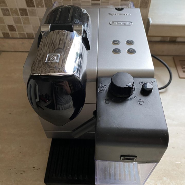 Кофемашина delonghi