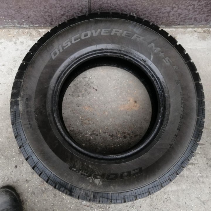 Пара зимних шин 265/70 r16