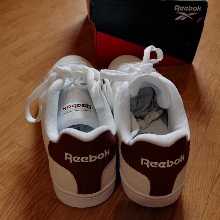 Кроссовки reebok женские р37.5