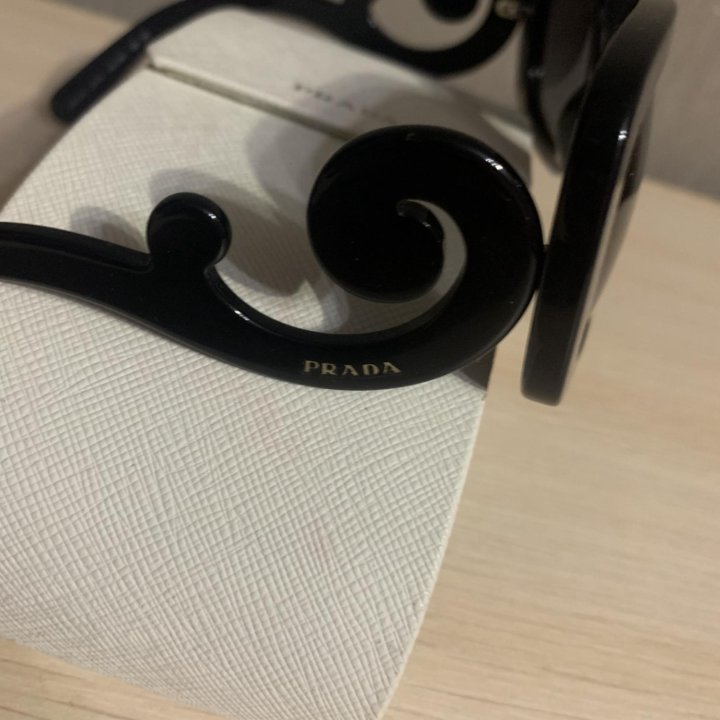 Очки Prada, Gianfranco Ferre