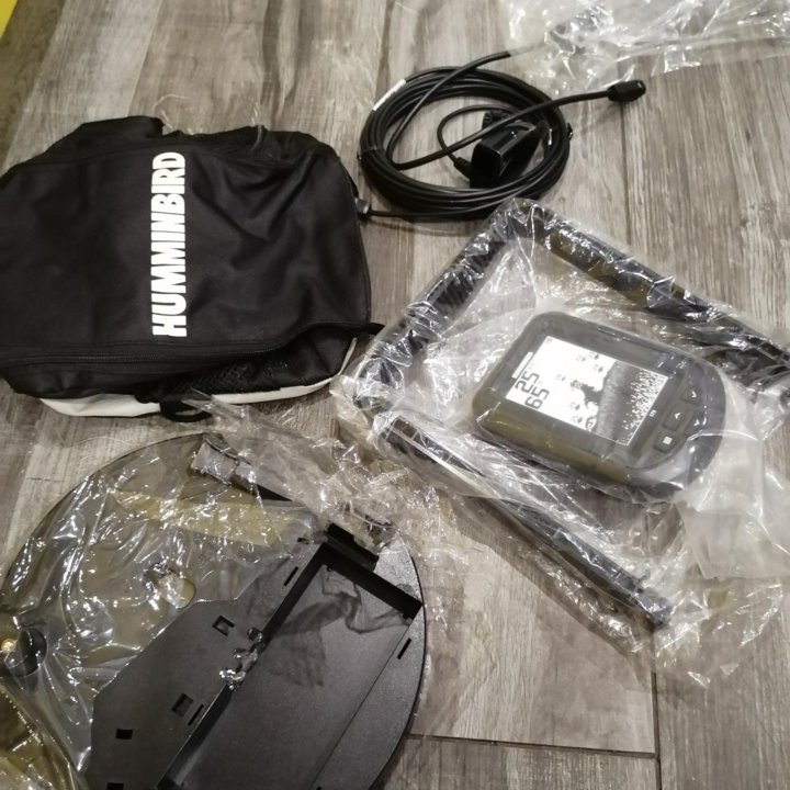 ЭХОЛОТ Humminbird PiranhaMAX 175 Portable, НОВЫЙ