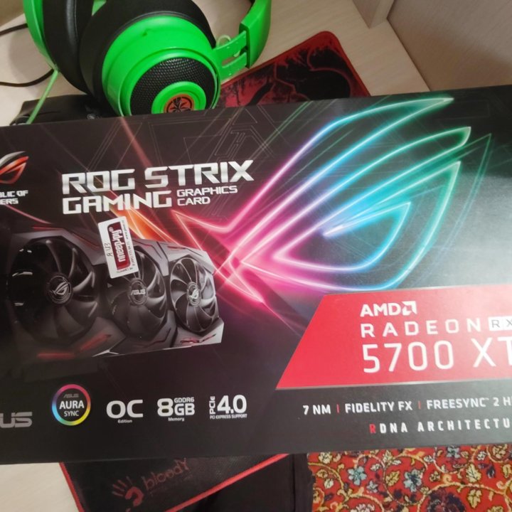 Asus Radeon RX 5700 XT arog Strix