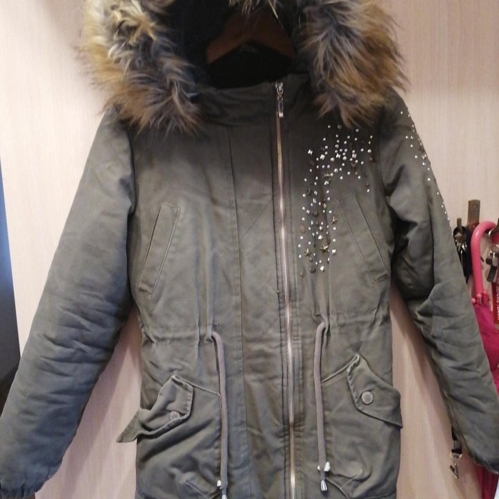 Пальто, парка.