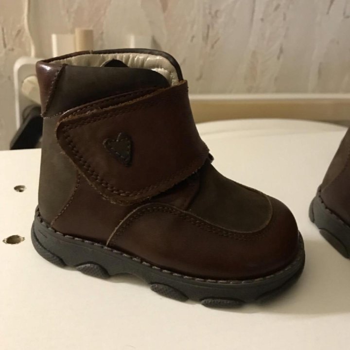 Детская обувь