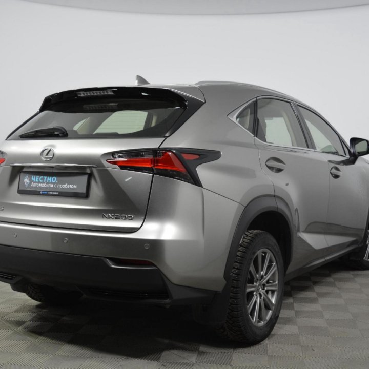 Lexus NX, 2015