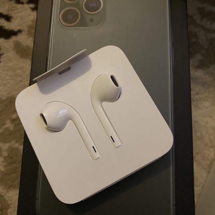 Наушники EarPods