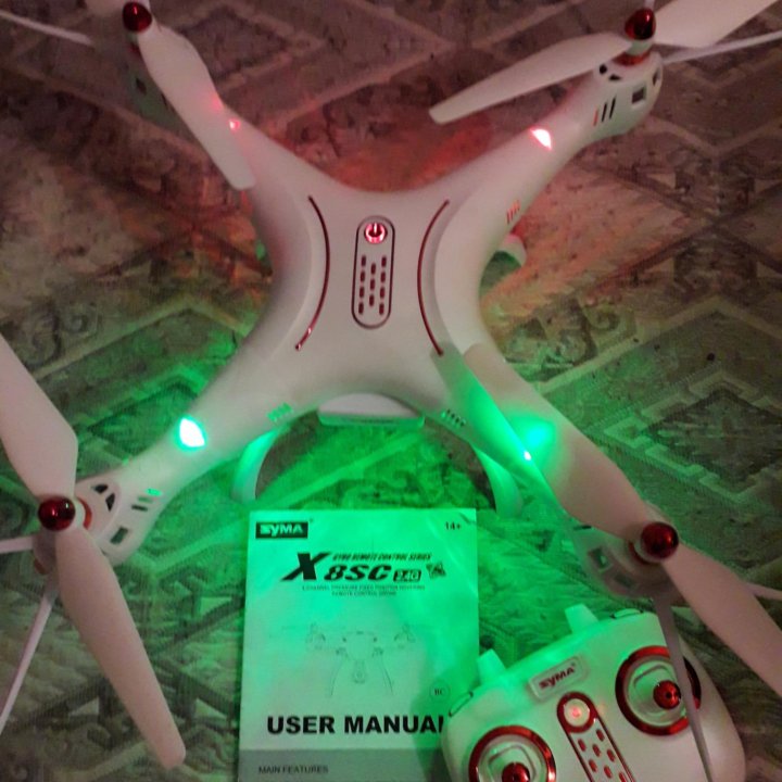 Квадрокоптер Syma x8