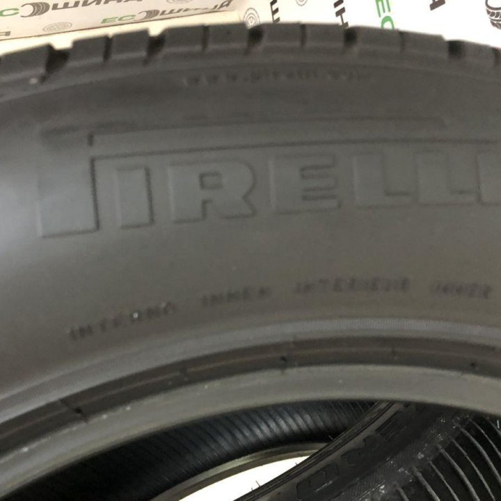 Pirelli 235/60 R18