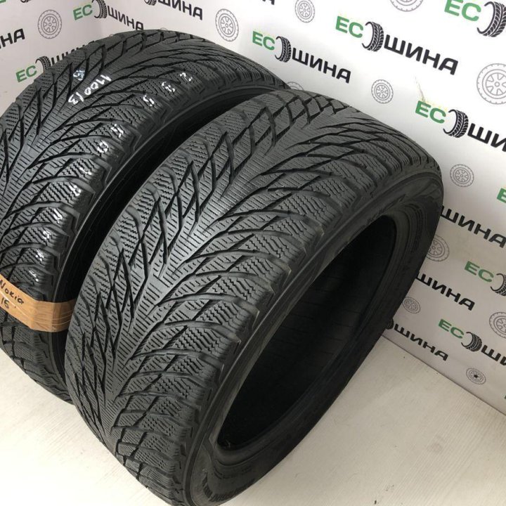 Nokian 235/50 R17