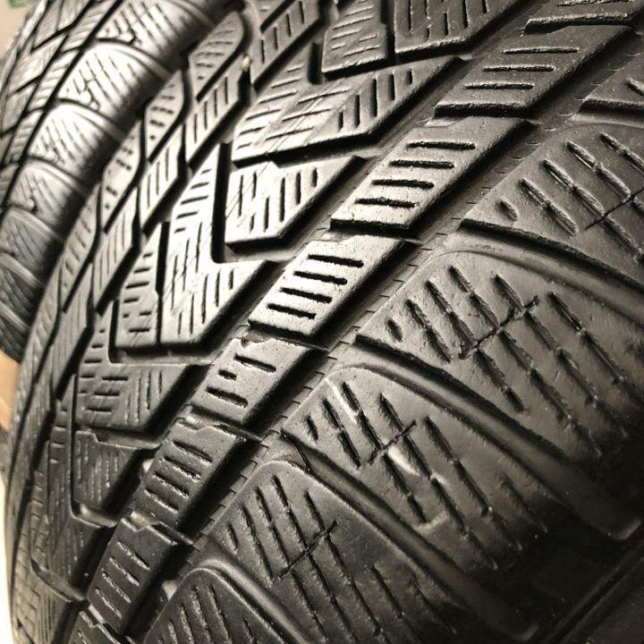 Pirelli 275/40 R21 107V