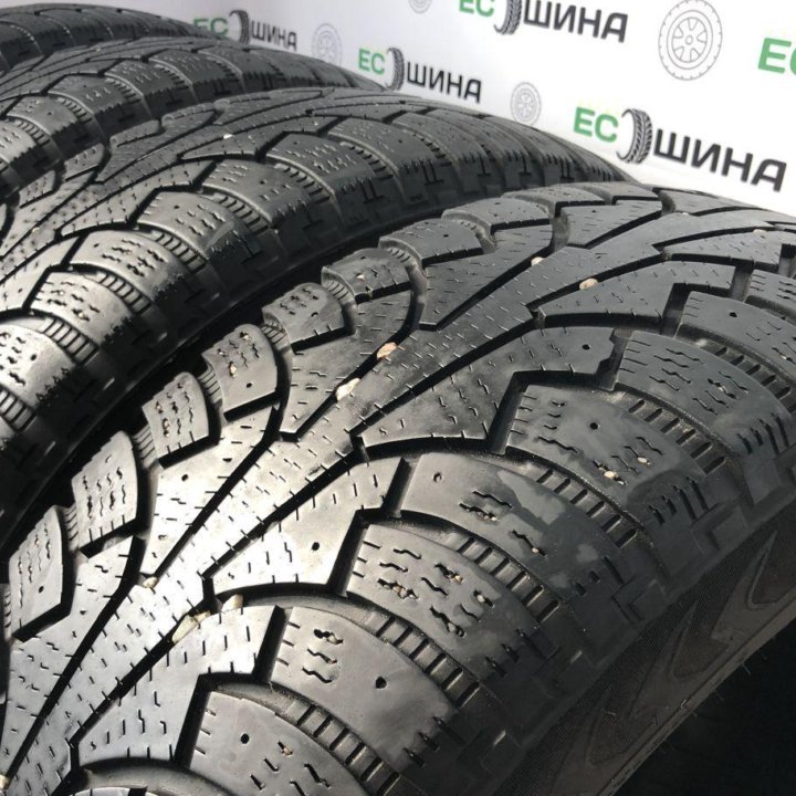 Nokian 225/65 R17