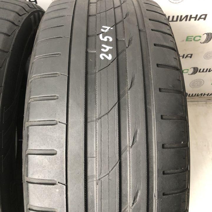 Nokian 235/55 R19 105W, 2 шт