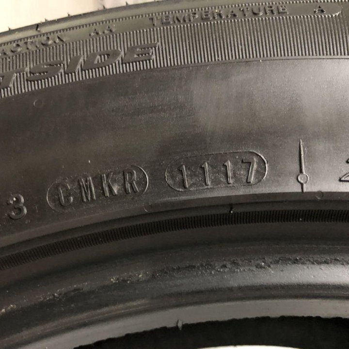 Nexen 235/55 R19