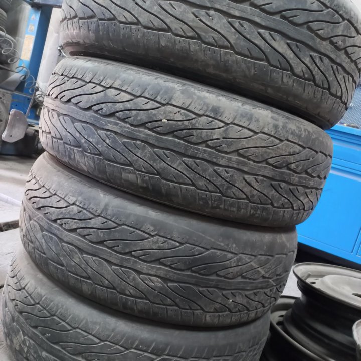 Azura Zeta 225/65 R17