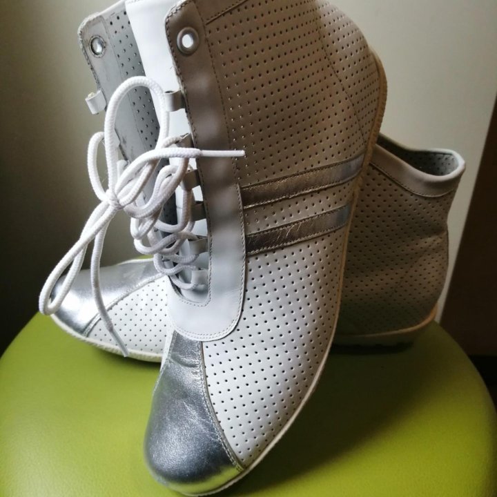 Кожанные кросовки