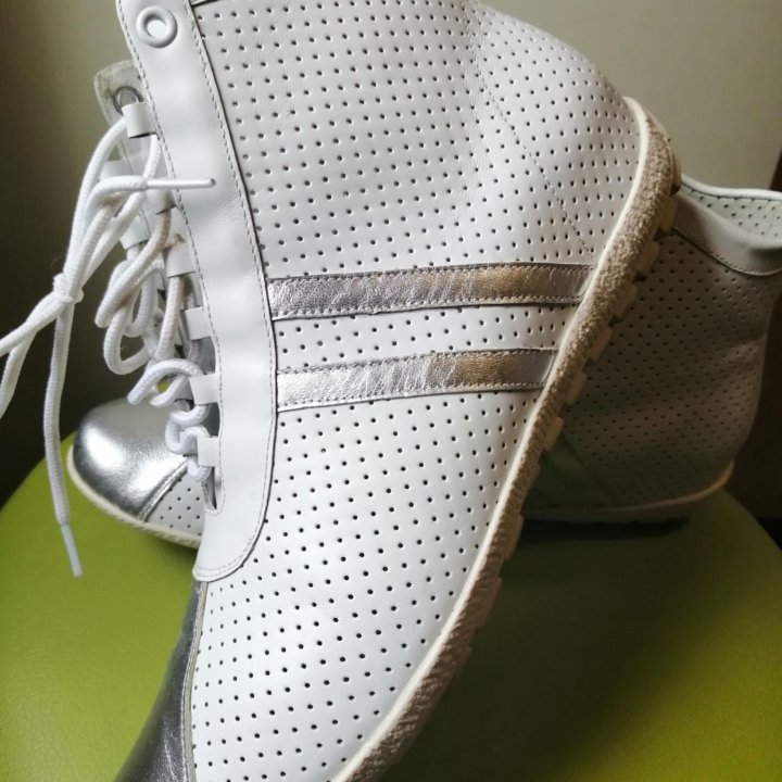 Кожанные кросовки