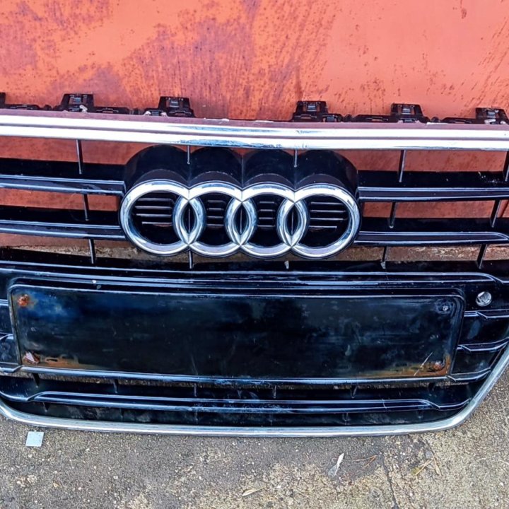 Решетка радиатора на AUDI