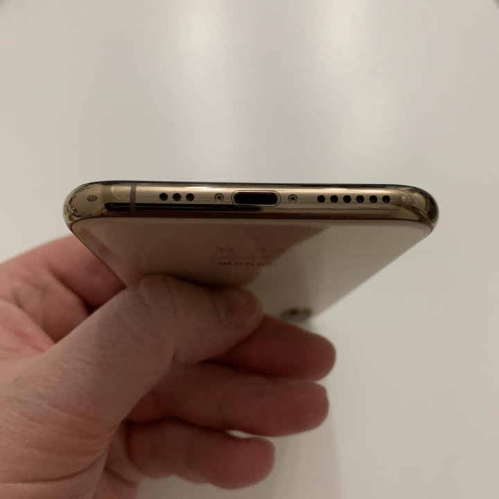 Apple iPhone XS 64 gb gold