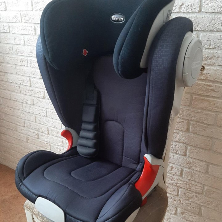 Автокресло Britax Romer Kidfix xp sict 15-36 кг