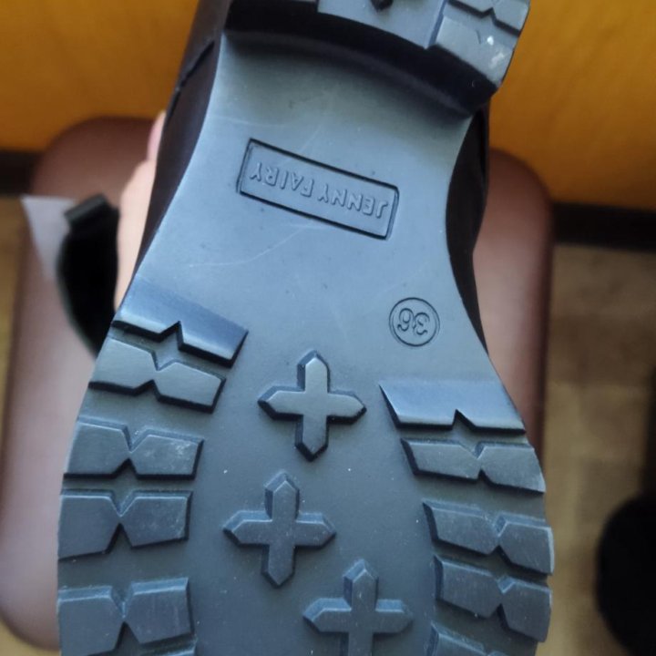 Ботинки весенние