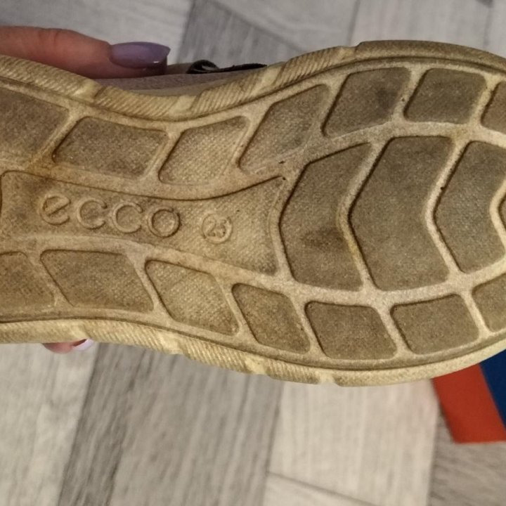 Ботинки для девочки Экко