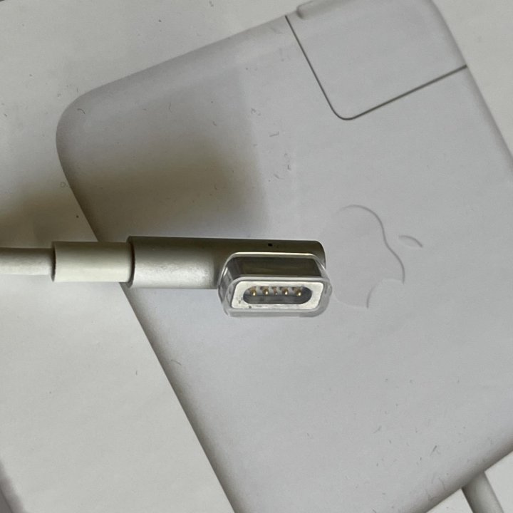 Apple magsafe power adapter 60w