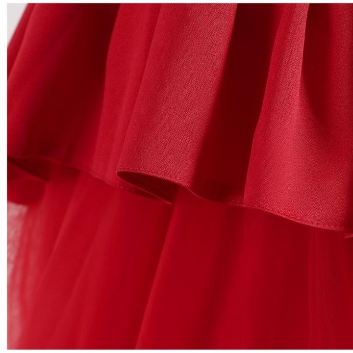 Платье праздничное