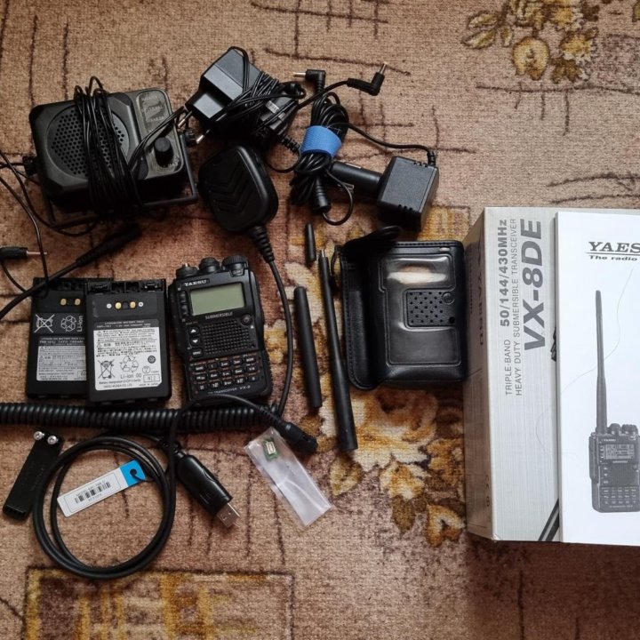 Рация YAESU VX-8DE