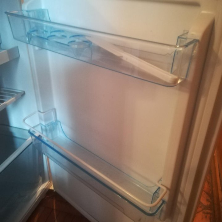 Холодильник Pozis Compact line с морозильной камер